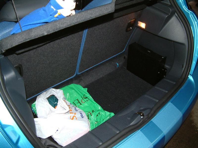 03-01-26_40 - MINI Boot - Seats Upright.JPG